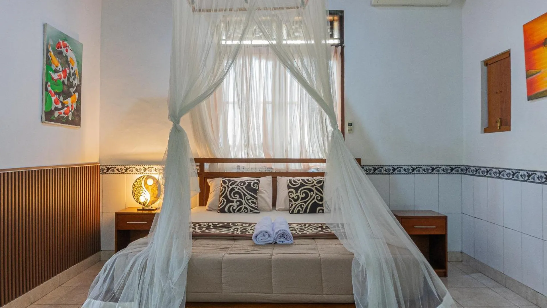 ** Konukevi Artha Dewata Home Stay Ubud Endonezya